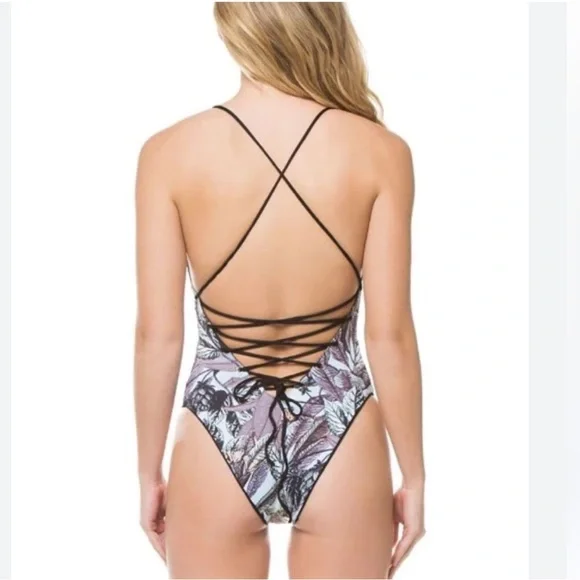 MAAJI Reversible Meteorite Columbia One-piece Swimsuit Black & Multi print - Picture 2 of 12